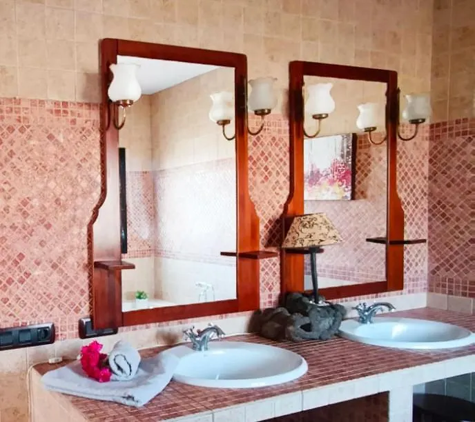 Vendégház Elvira Hotel Tías Spanyolország